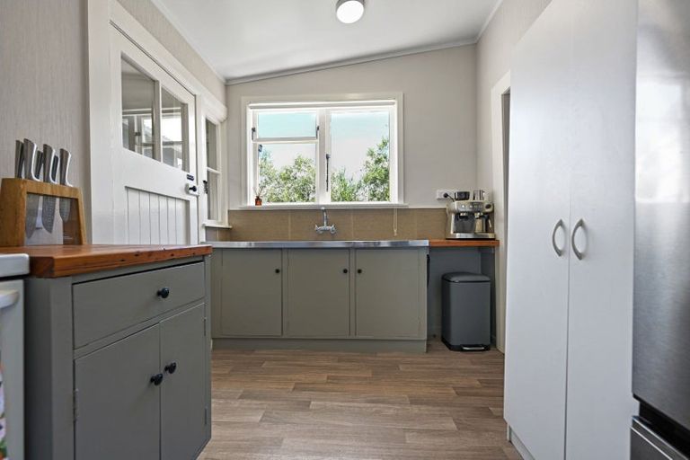 Photo of property in 16 Pukeko Street, Frankton, Hamilton, 3204