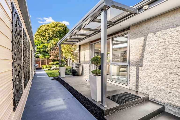 Photo of property in 500c Harewood Road, Harewood, Christchurch, 8051