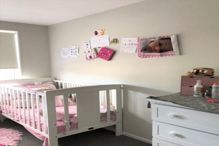 Photo of property in 49 Rosier Road, Glen Eden, Auckland, 0602