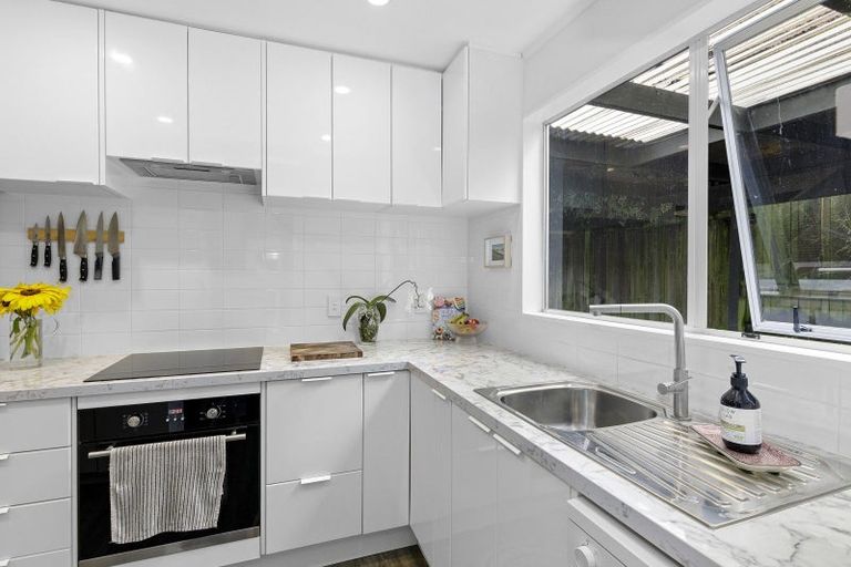 Photo of property in 18a Kingsley Street, Stokes Valley, Lower Hutt, 5019