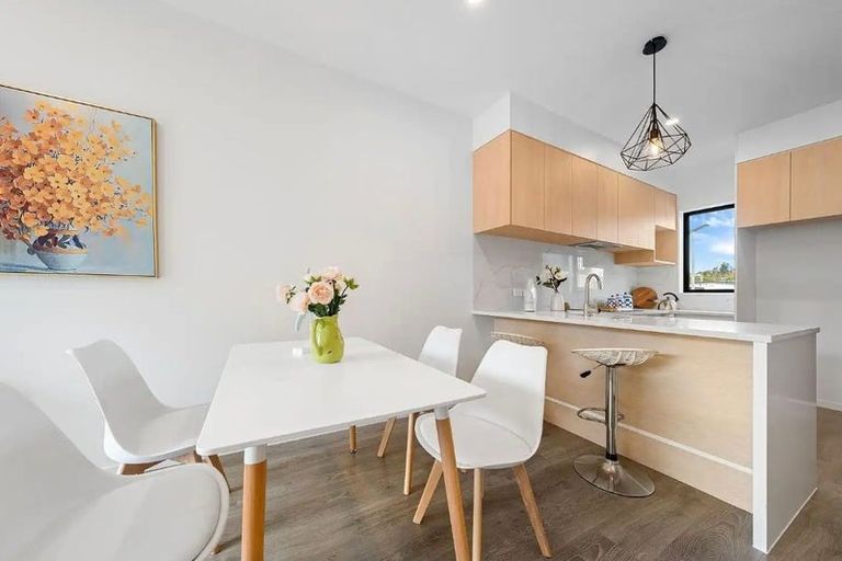 Photo of property in 19/12 Arney Road, Ranui, Auckland, 0612