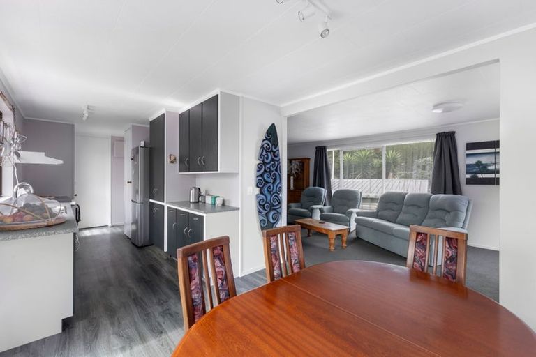 Photo of property in 40 Herekawe Drive, Spotswood, New Plymouth, 4310