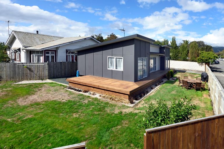 Photo of property in 93 Ellis Street, Brightwater, 7022