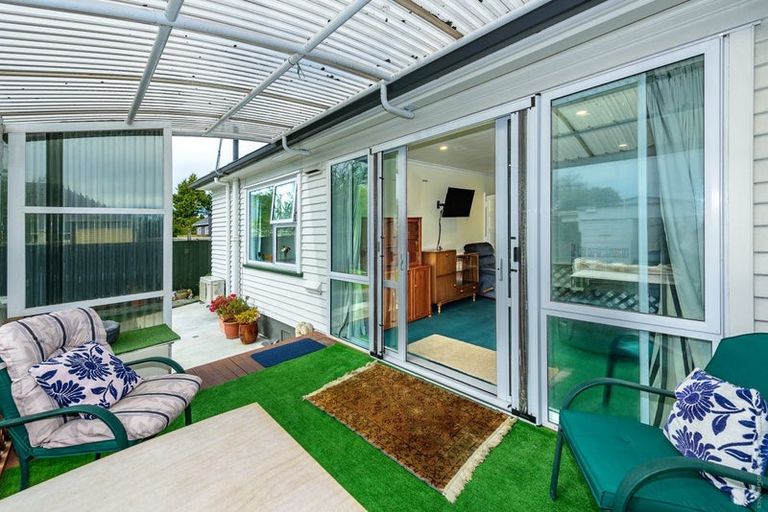 Photo of property in 3 Heathcote Street, Woolston, Christchurch, 8023