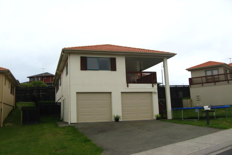 Photo of property in 16 Clea View, Gulf Harbour, Whangaparaoa, 0930