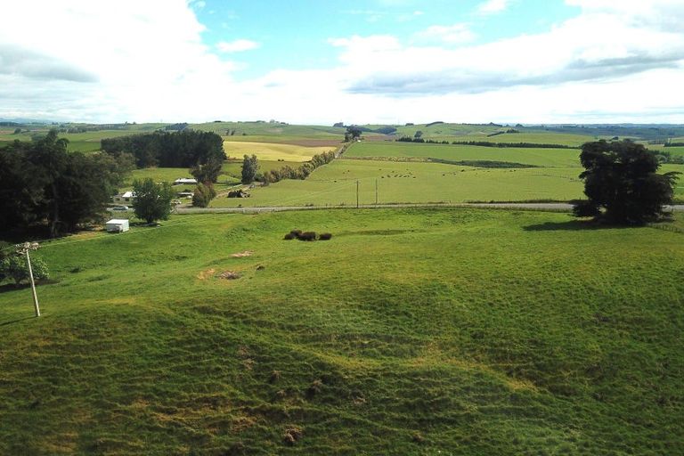 Photo of property in 381 Old Port Road, Warepa, Balclutha, 9273