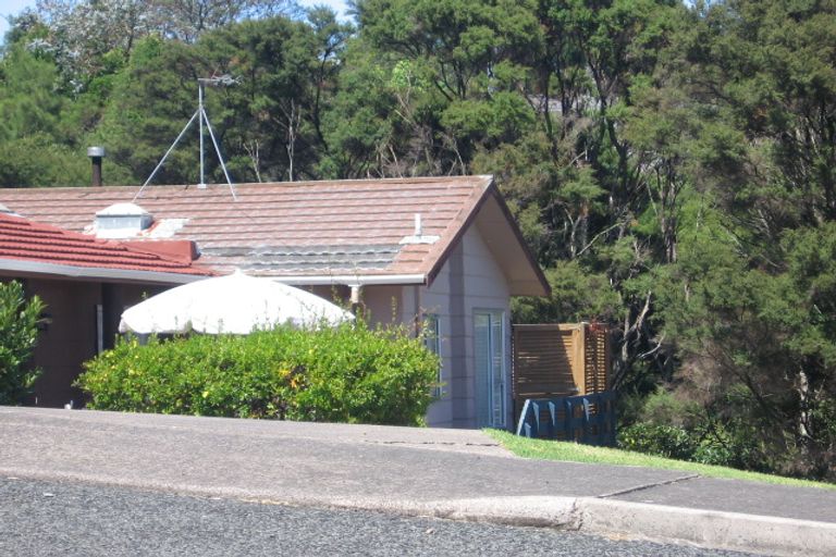 Photo of property in 1/198 Manuka Road, Bayview, Auckland, 0629