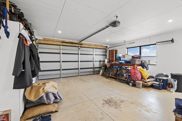 Photo of property in 136 Mirikau Road, Warea, New Plymouth, 4381