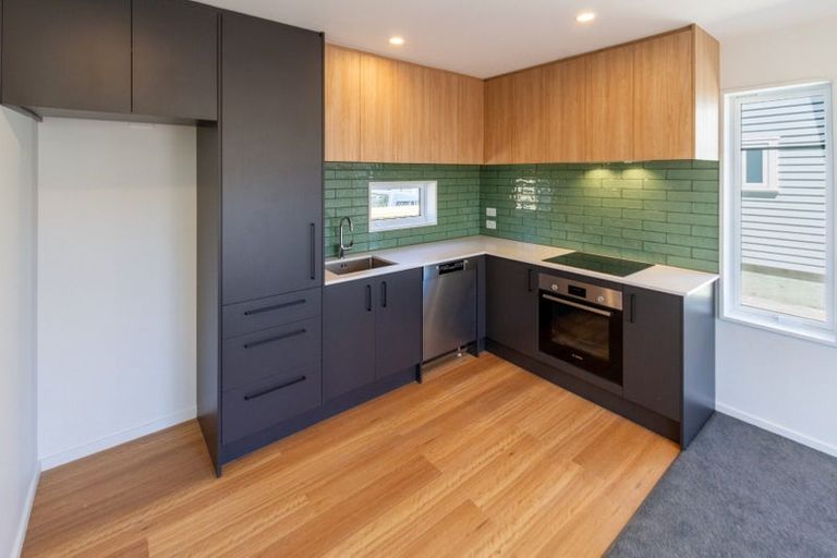 Photo of property in 2/9 Matlock Street, Woolston, Christchurch, 8062