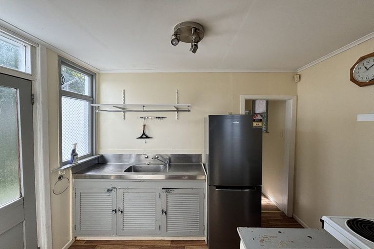 Photo of property in 34 Cluny Road, Plimmerton, Porirua, 5026