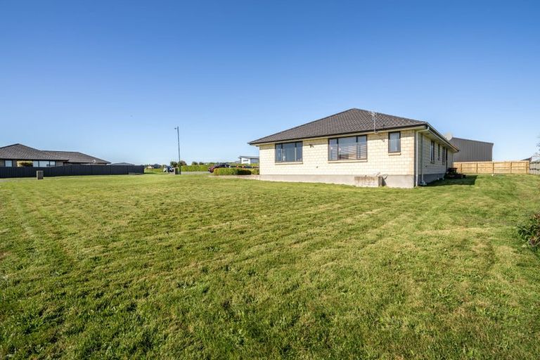 Photo of property in 28 Majestic Chance, Seaward Bush, Invercargill, 9812