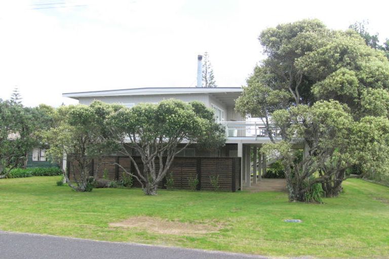Photo of property in 117 Ranfurly Road, Whangamata, 3620