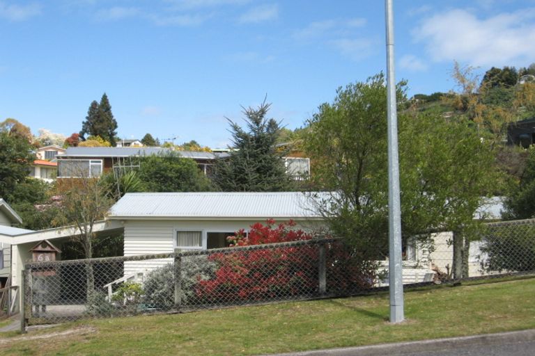 Photo of property in 6 Alberta Street, Acacia Bay, Taupo, 3330