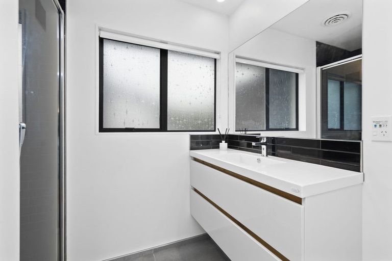 Photo of property in 82 Princes Street, Cambridge, 3434