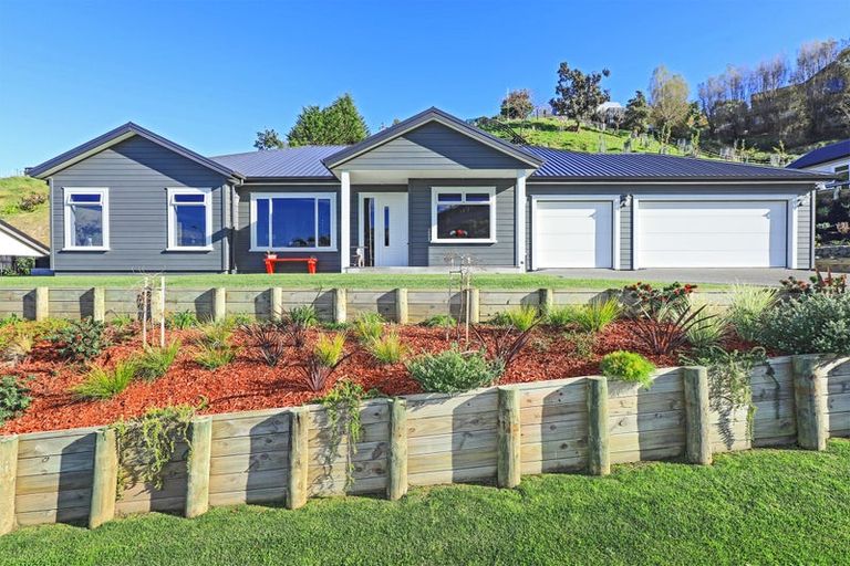 Photo of property in 3a Ridgeway Terrace, Taradale, Napier, 4112