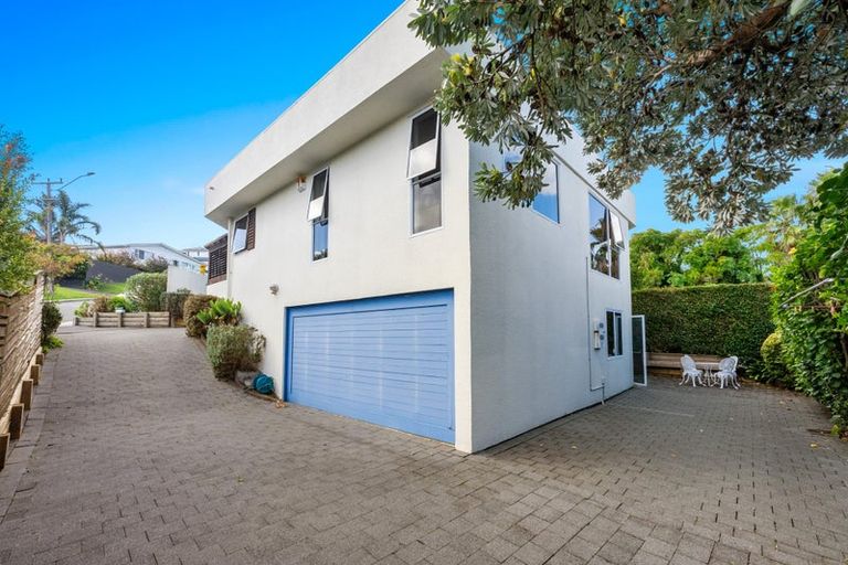 Photo of property in 2/51 Prospect Terrace, Milford, Auckland, 0620