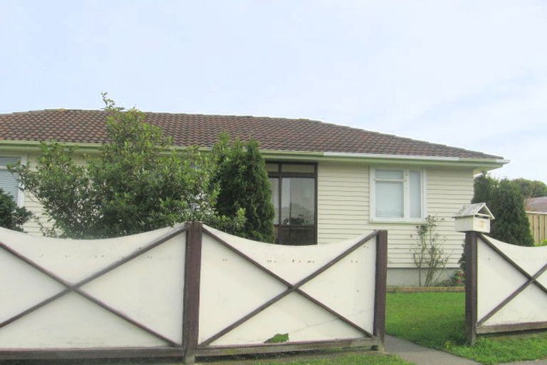 Photo of property in 7 Conclusion Street, Ascot Park, Porirua, 5024