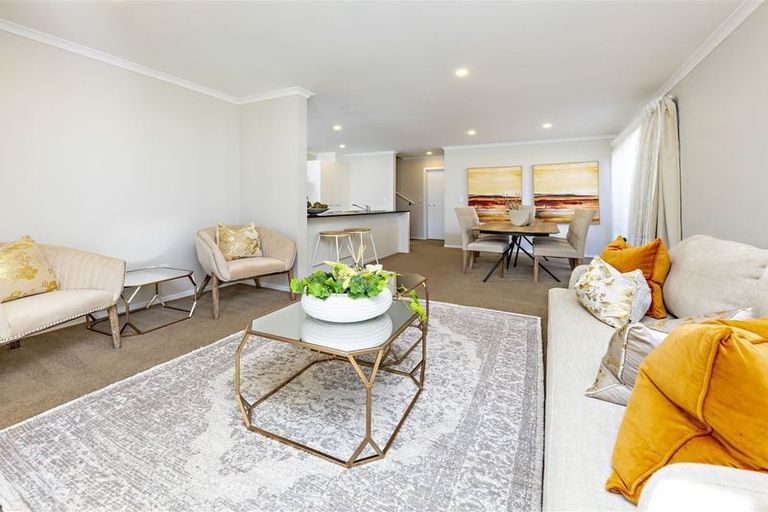 Photo of property in 58 Arrowsmith Drive, Flat Bush, Auckland, 2019