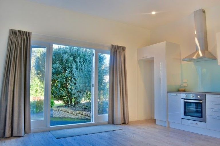 Photo of property in 20 The Close, Greenhithe, Auckland, 0632