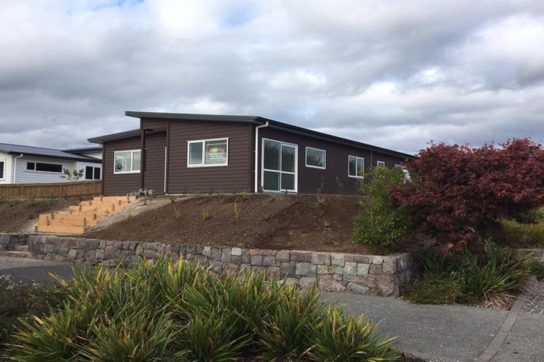 Photo of property in 303 Tauhara Ridge Drive, Richmond Heights, Taupo, 3330