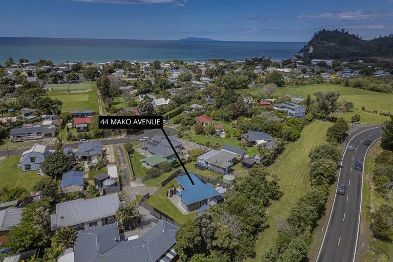 Photo of property in 44 Mako Avenue, Whiritoa, Whangamata, 3691
