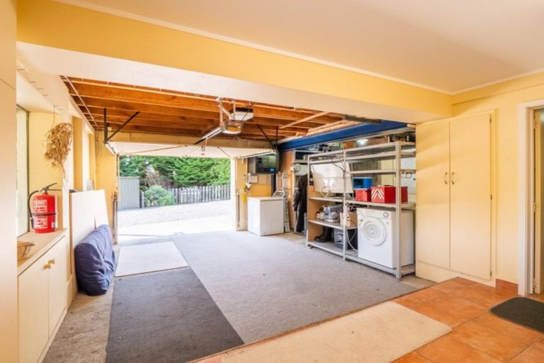 Photo of property in 28 Saddle Hill Road, Fairfield, Dunedin, 9076