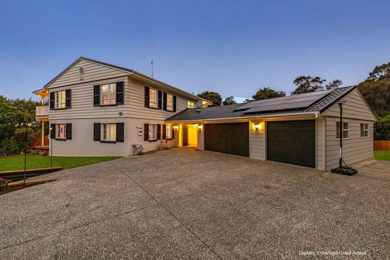 Photo of property in 3 Laingrange Place, Laingholm, Auckland, 0604