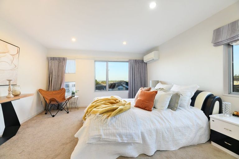 Photo of property in 90 Babich Road North, Ranui, Auckland, 0612