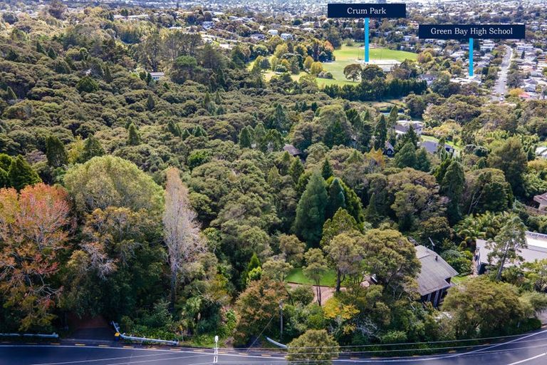 Photo of property in 213 Godley Road, Titirangi, Auckland, 0604