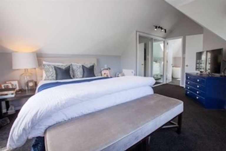 Photo of property in 82b Idris Road, Fendalton, Christchurch, 8052