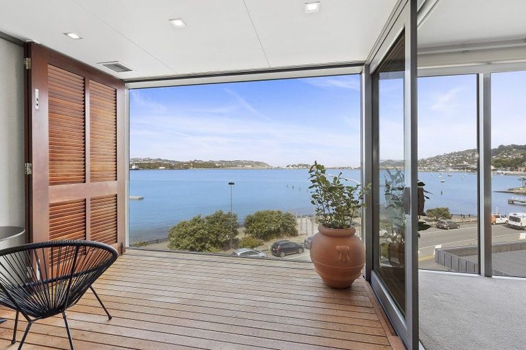 Photo of property in Patent 326 Apartments, 407s/326 Evans Bay Parade, Hataitai, Wellington, 6021
