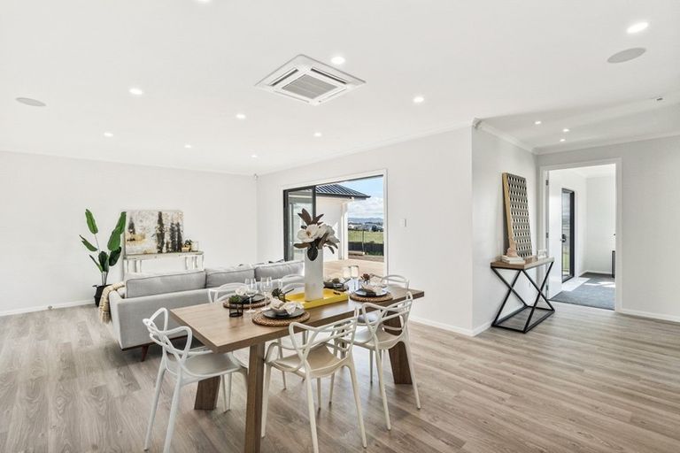 Photo of property in 24 Drower Glen, Flagstaff, Hamilton, 3210