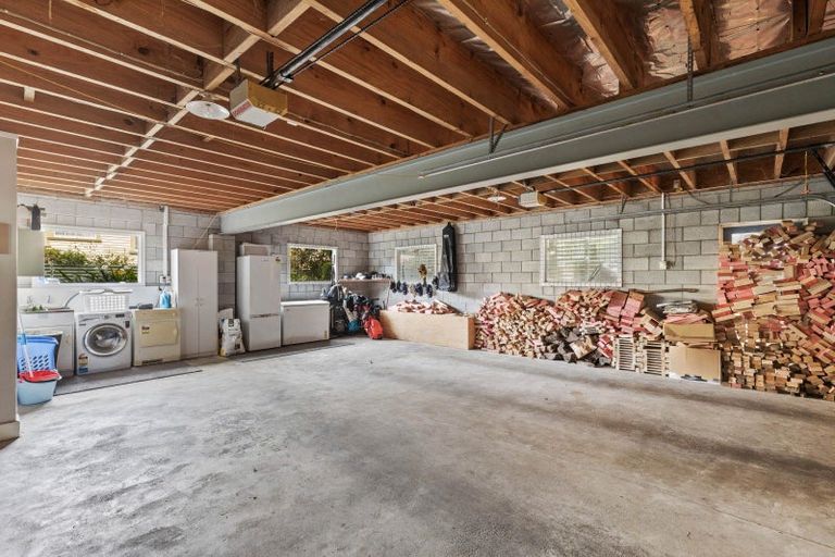 Photo of property in 26 Ngakoti Street, Urenui, 4375