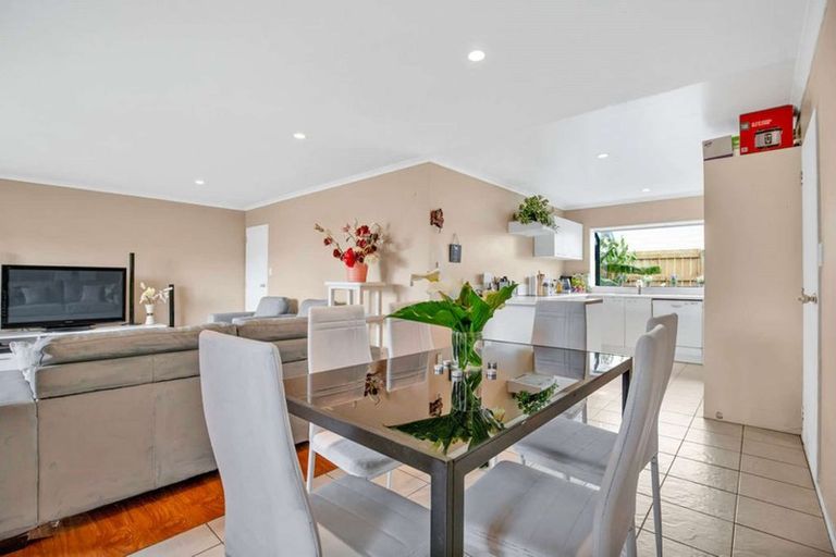 Photo of property in 17 Glenpark Place, Favona, Auckland, 2024
