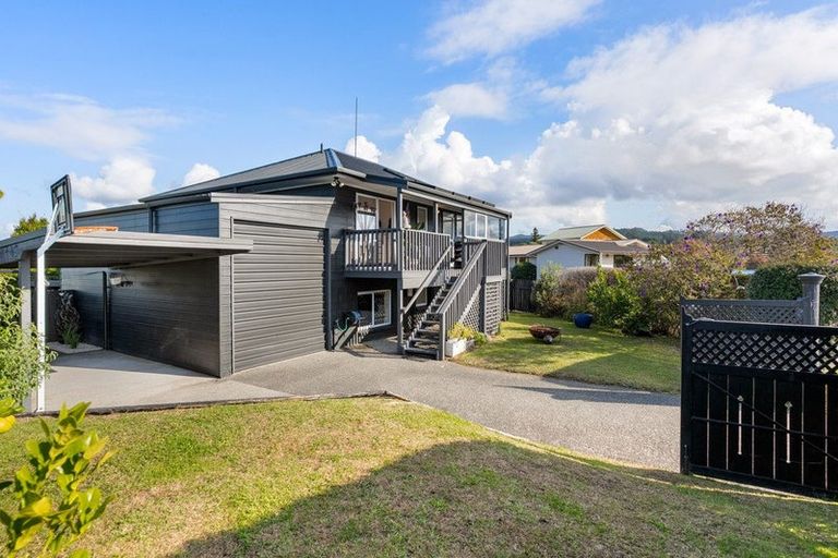 Photo of property in 127 Bruce Wallace Place, Whangamata, 3620