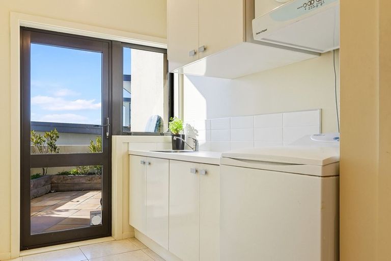 Photo of property in 1 Stonewall Place, Huntsbury, Christchurch, 8022