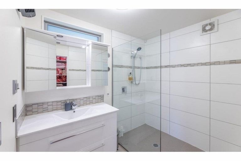 Photo of property in 176 Wainui Main Road, French Farm, 7582