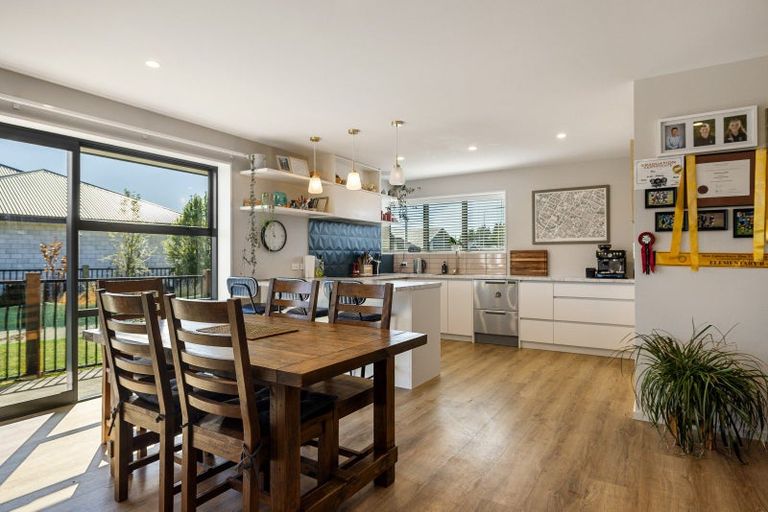 Photo of property in 9 Greenwood Place, Amberley, 7410