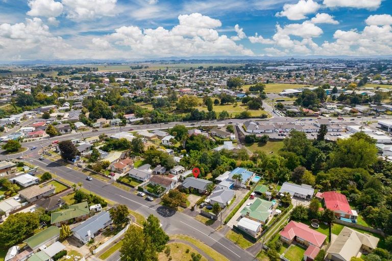 Photo of property in 11 Tomin Road, Glenview, Hamilton, 3206