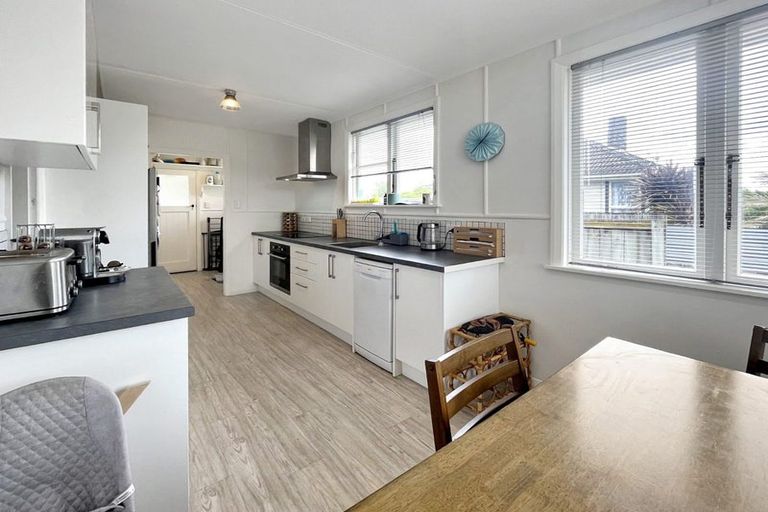 Photo of property in 51a Seddon Street, Takaro, Palmerston North, 4412