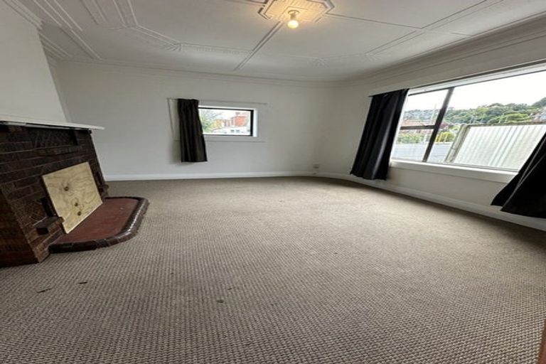 Photo of property in 6 Howe Street, North Dunedin, Dunedin, 9016