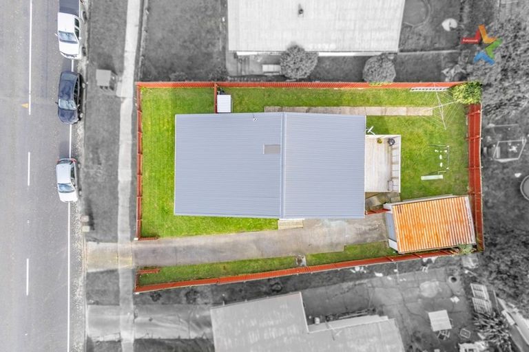 Photo of property in 303 Wellington Road, Wainuiomata, Lower Hutt, 5014