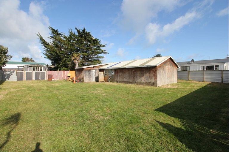 Photo of property in 6a Holben Parade, Foxton Beach, Foxton, 4815