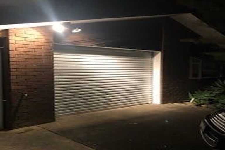 Photo of property in 9 Sherpa Place, Massey, Auckland, 0614