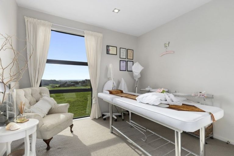 Photo of property in 168 Maungatawhiri Road, Raglan, 3295