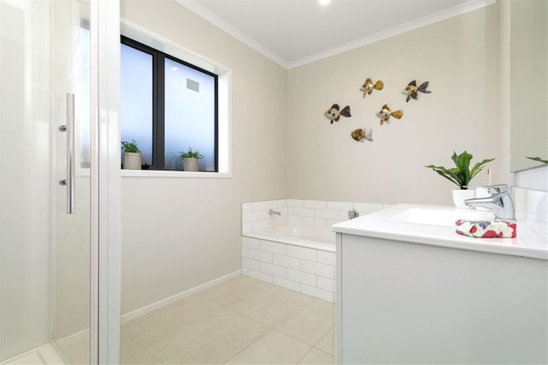 Photo of property in 148 John Burke Drive, Aotea, Porirua, 5024