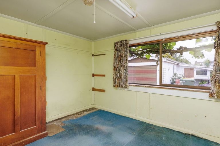 Photo of property in 6 Holmes Street, Waimate, 7924