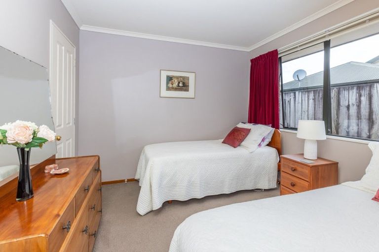 Photo of property in 12 Kirk Close, Rototuna, Hamilton, 3210