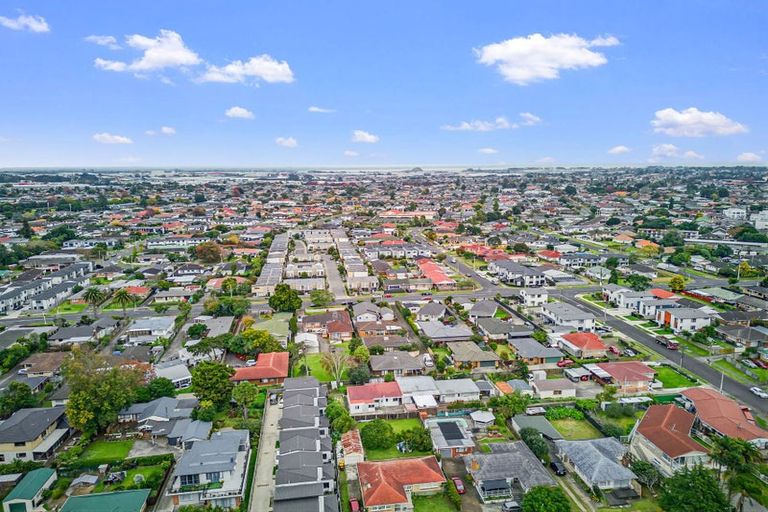 Photo of property in 3/11 Overton Road, Papatoetoe, Auckland, 2025