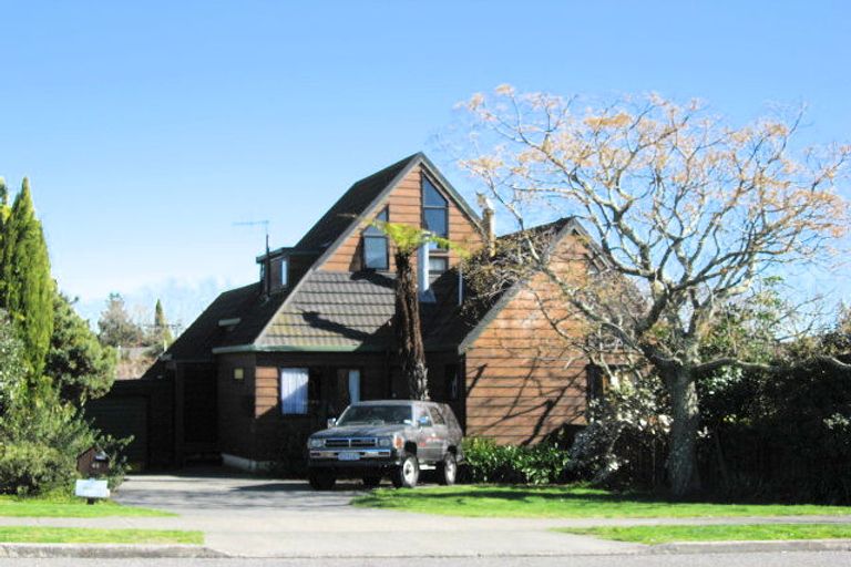 Photo of property in 40 Durham Drive, Havelock North, 4130